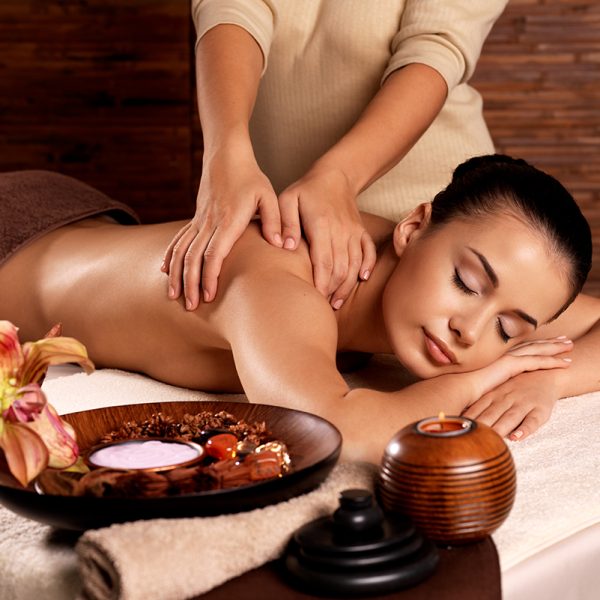 Relaxing Oil Massage​
